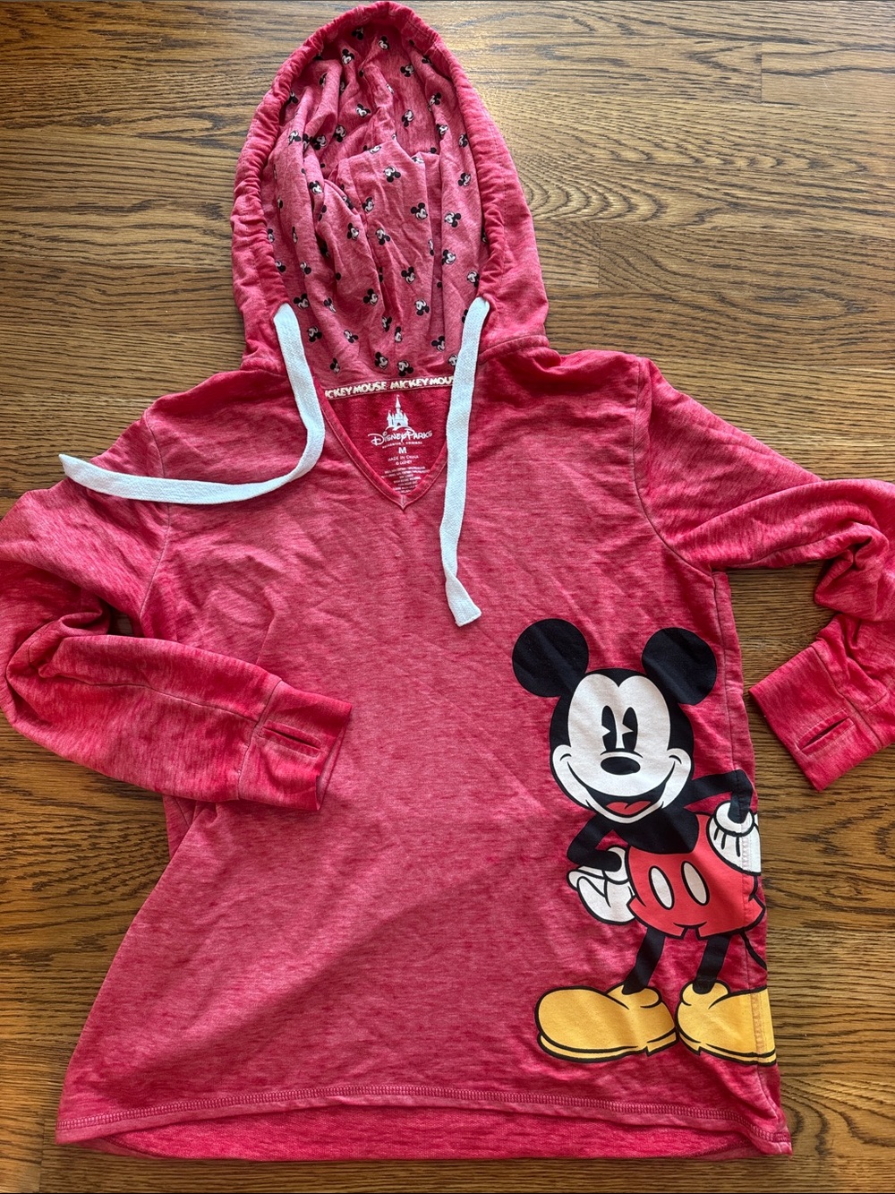 NWOT Disney Red Mickey Mouse Hoodie with White Drawstrings Medium RARE FIND